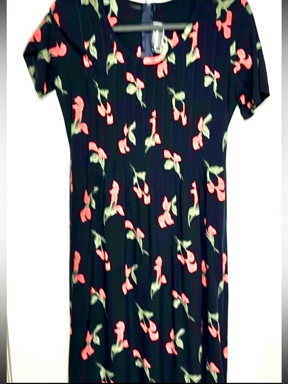 Molly Malloy Black Floral Maxi Pleated Dress size 10